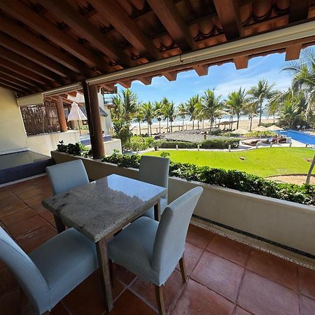 Residences At Las Palmas Zihuatanejo Exterior photo