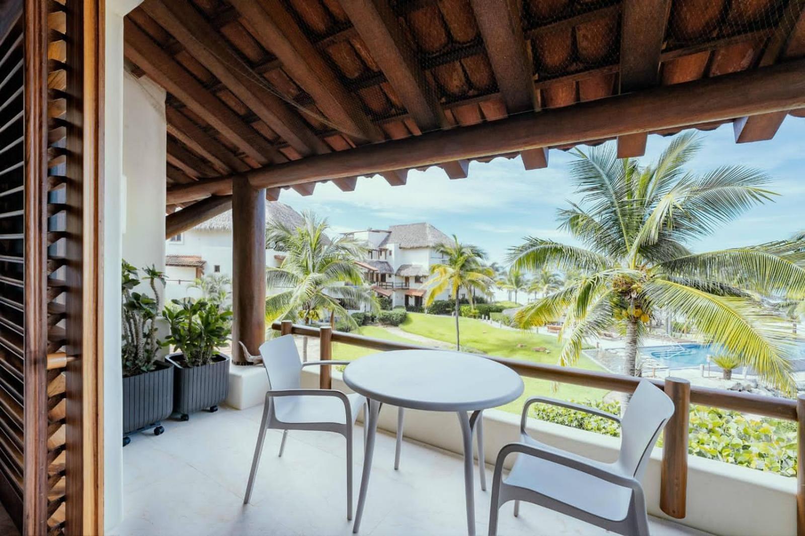 Residences At Las Palmas Zihuatanejo Exterior photo