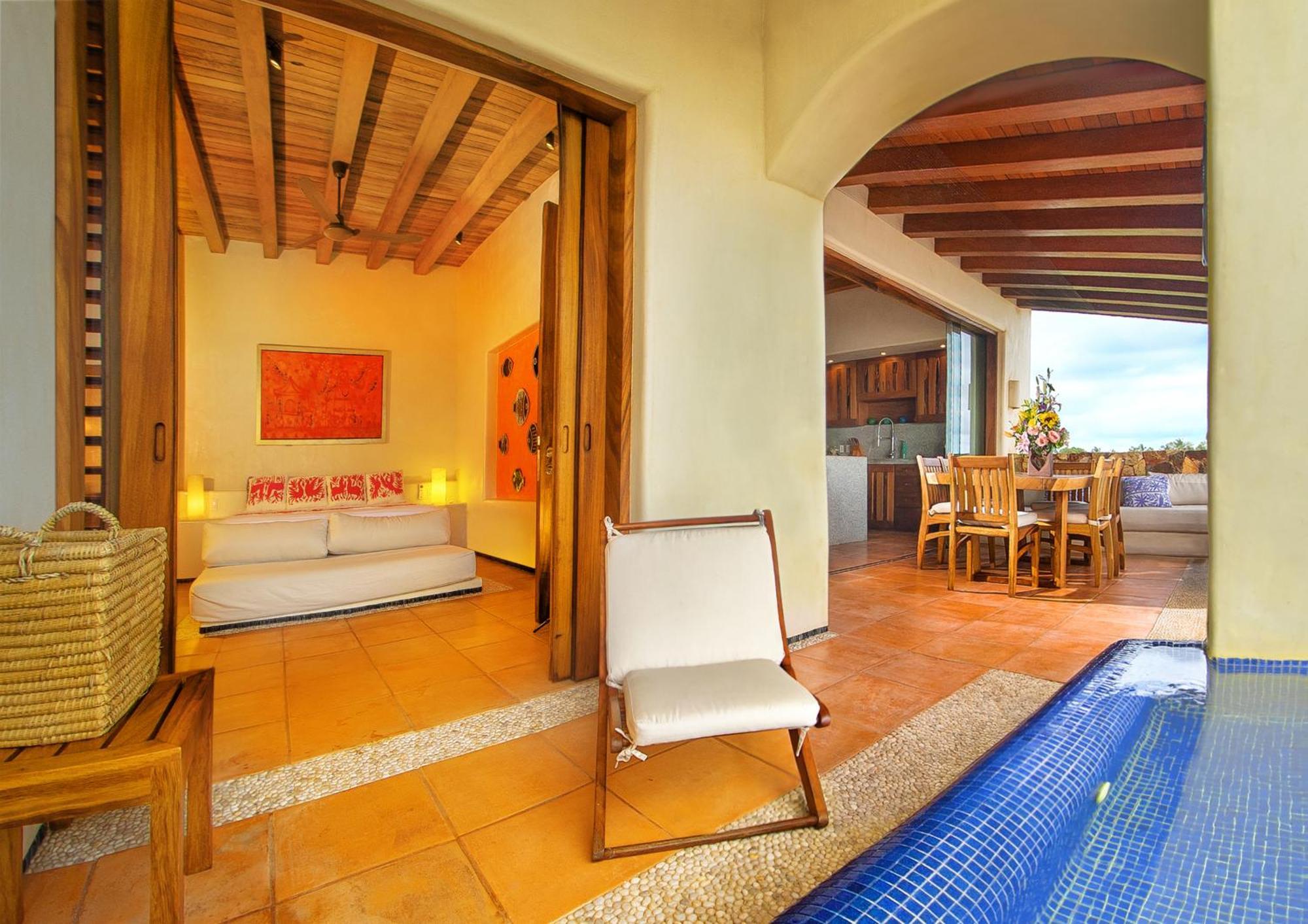 Residences At Las Palmas Zihuatanejo Exterior photo