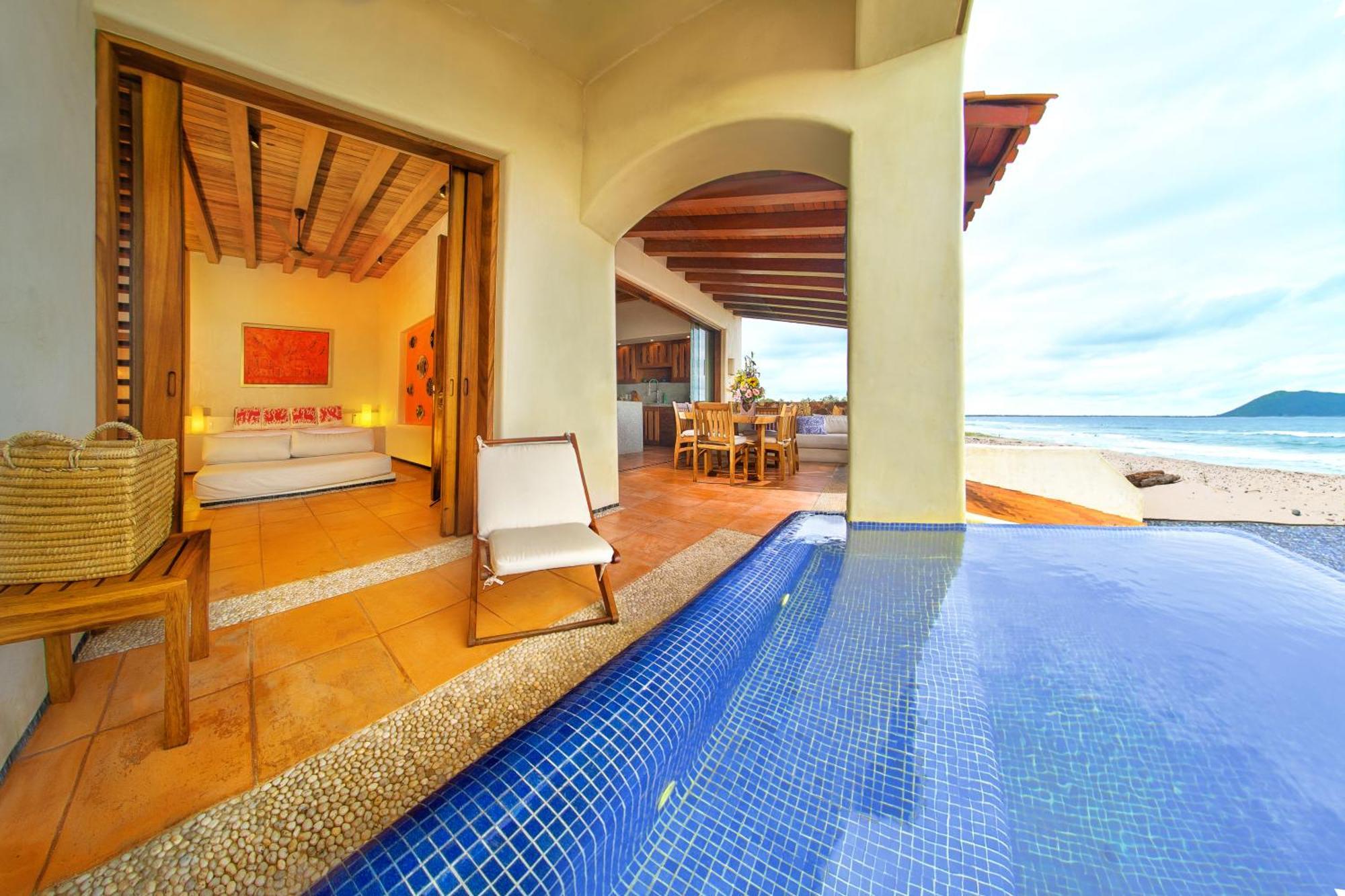 Residences At Las Palmas Zihuatanejo Exterior photo