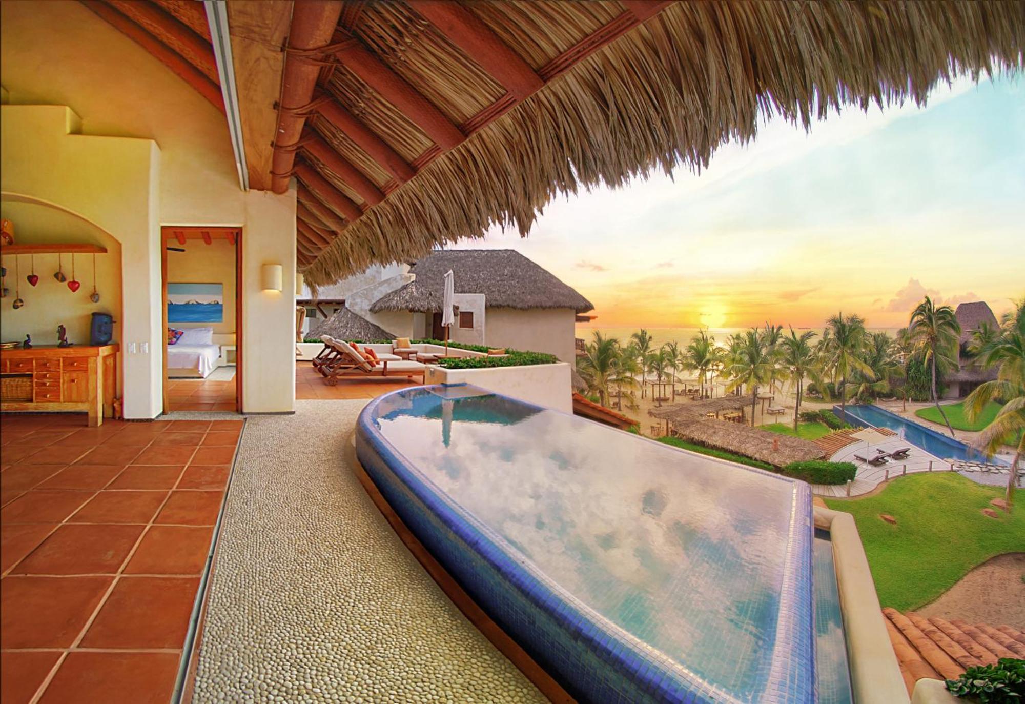 Residences At Las Palmas Zihuatanejo Exterior photo